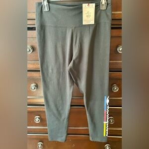 Authentic 7/8 Leggings, Classic Script Logo, Size Large Champion